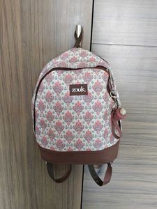 Zouk Floral Print Backpack