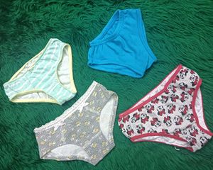 4 panty Set