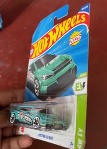 Hot Wheels 2 Cars Combo Koenigsegg Jesko, custom K