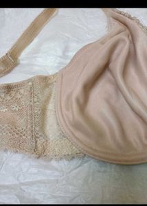 Size 34 D gorgeous bra