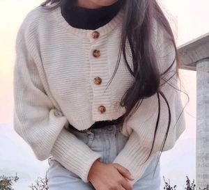 Cream Cropped Cardigan