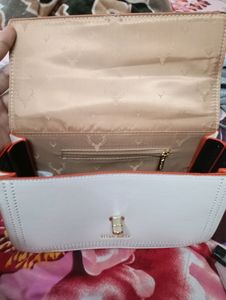 ALLEN SOLLY WHITE &amp; RED OPEN HAND CLUTCH Chic BAG