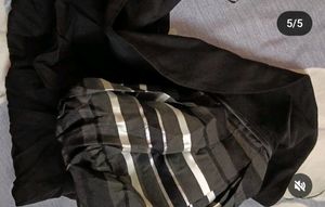 Black Offshoulder Top