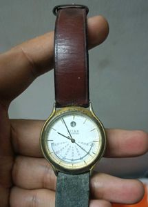 ORIGINAL TITAN CALENDAR VINTAGE WATCH
