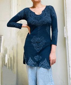 Women Black Printed Kurti