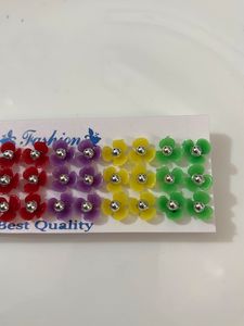 18 pairs of Colorful Flower Stud Earrings