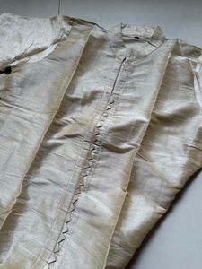 ✨ Golden Grace – Handcrafted Raw Silk Kurta in XL