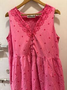 Beautiful Lace Trim Over Size Dress
