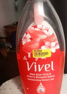 Vivel Red Aloe Vera Shower Gel 50%left