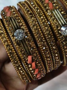 Sparkling Gold Bangle Set