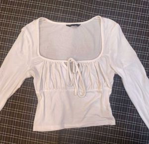 Front Tie Woman&#39;s Crop Top