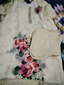 Elegant Floral Kurta Set