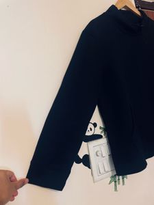 Black Pullover Sweatshirt