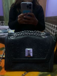 Guess Shoulder Bag