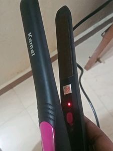 Hair Straightener