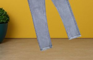 N@74 Size-28 High-Waisted Jeans