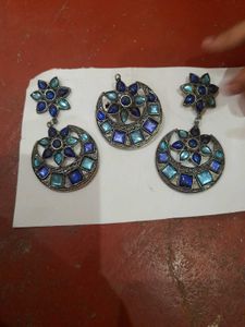 Earing With Ring