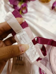 🇳🇿💫💗Reniest imported bra