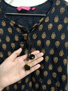 Black Kurta with Golden Leaf/Flower like Design