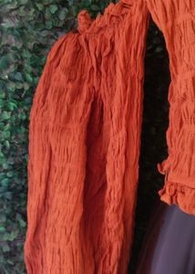 COLD SHOULDER TOP