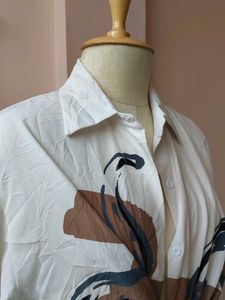 Casual White Printed Top Picked From Thrift Store