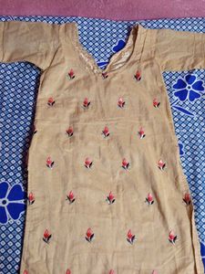 Elegant Embroidered Ethnic Suit – Beige with Flora