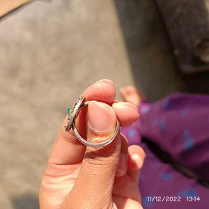 Finger Ring Not Adjustable