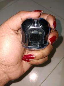 Earpods and Shampoo(Tresemme Bond Strength)