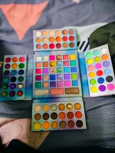 Eyeshadow Palette