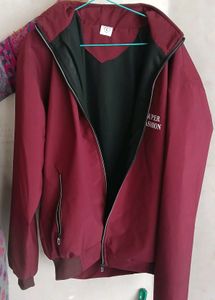 ✨Maroon Light Windcheater–Stylish &amp; Lightweight