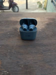 Boat 131 Earbuds
