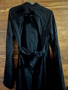 ❗️PRICE DROP❗️Zara Black Open Back Dress