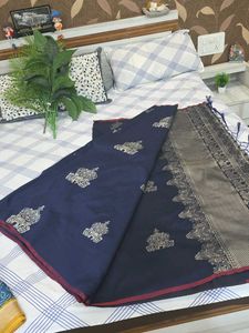 dola slik party wear sareee