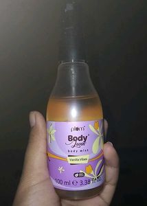 Plum BodyLovin' Vanilla Mist