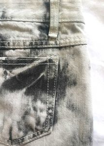 denim mini skirt !