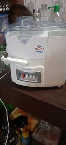 Bajaj juicer