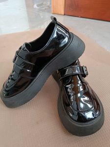 Japanese Style Oxford Shoes
