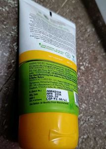 Mamaearth Vitamin C Face Wash