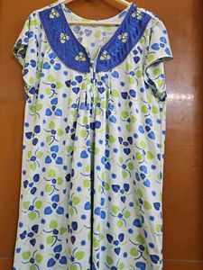 Floral Print Nighty (44 to 50 Inches)