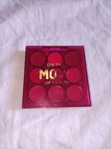 On the Move Lip Palette