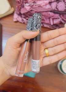 Beauty Set Lipstick Moisturiser Lotion For Low Rat