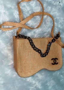 Beautiful Khaki Sling Bag❤️✨