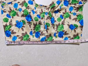 Beautiful Green Saree With Stitched Blouse