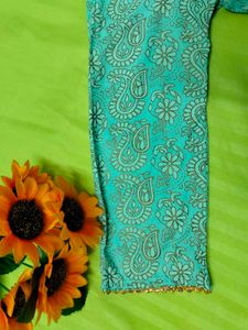 Teal🩵Colour Print Short Kurtii