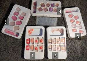 Press-On Nail Set