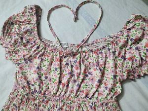 Cutesy Floral Top