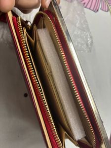Red Wallet