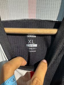 Juventus Jersey - Size M