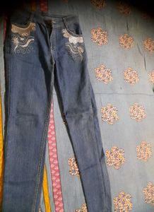 Floral Print kaftan with a stunning Jean&#39;s