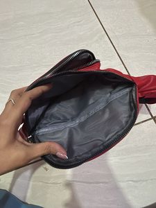 Red Daisy Fanny Pack